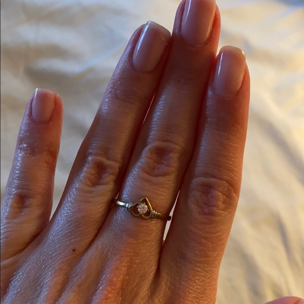 14k gold diamond heart ring